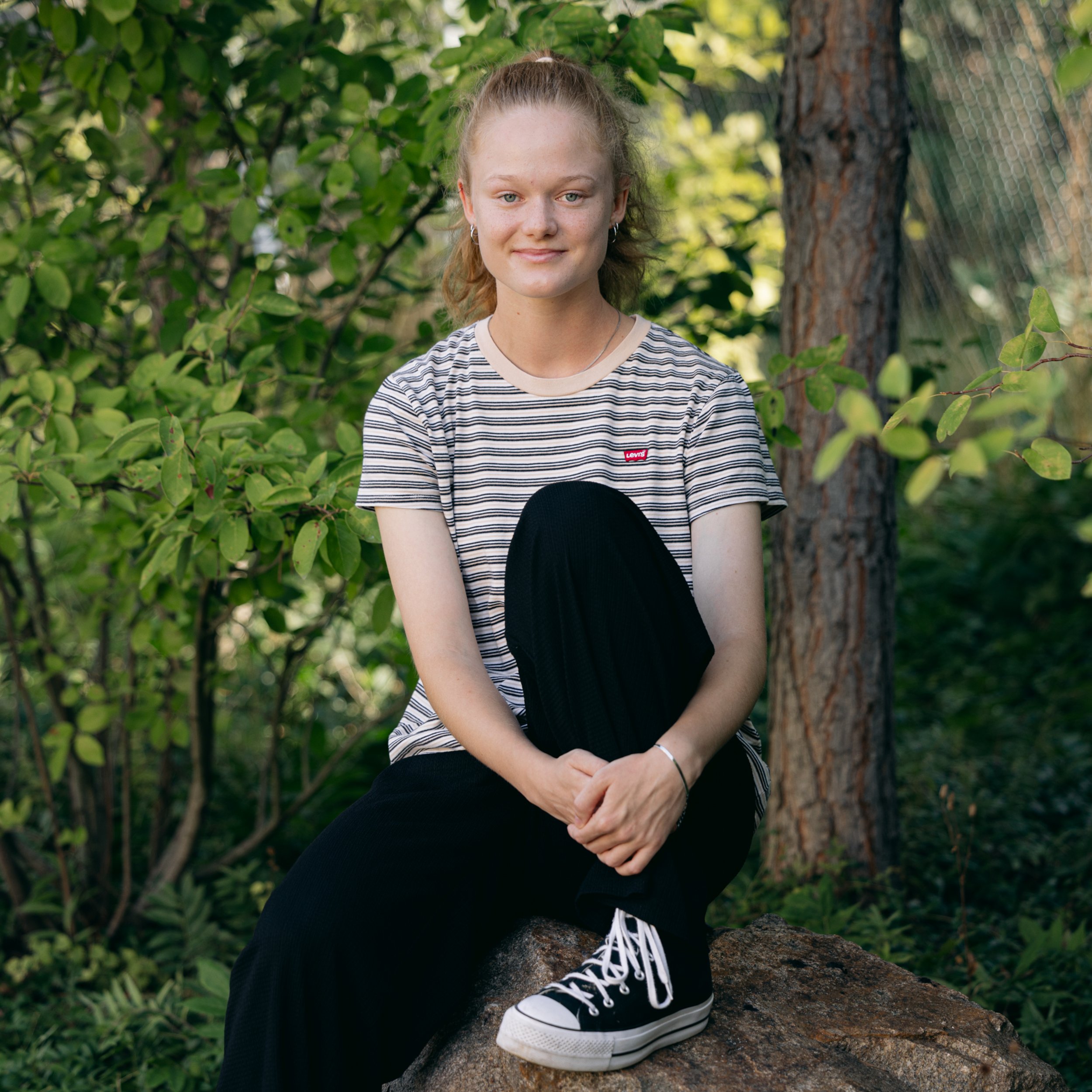 Leonie Debacher, Federal Volunteer