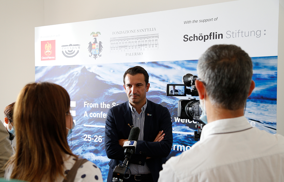 Foto von Sea-to-City-Konferenz in Palermo.